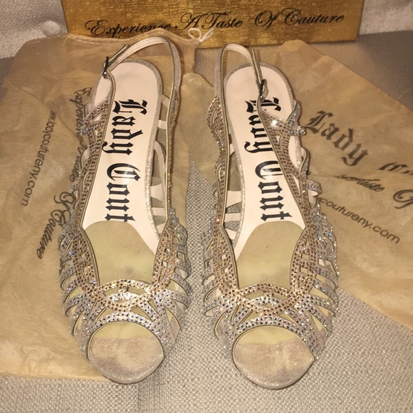 LADY COUTURE champagne colored heels - Picture 4 of 5